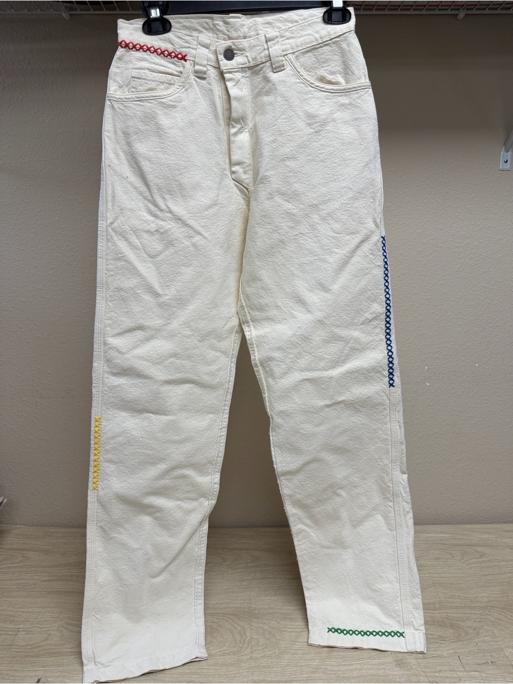 MADHAPPY X VANS RARE EXCLUSIVE WHITE JEANS WITH EMBROIDERED ACCENTS - S